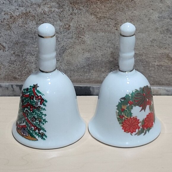 Vintage Pair Christmas Bells Christmas Tree & Christmas Wreath Gold Band - Picture 7 of 9